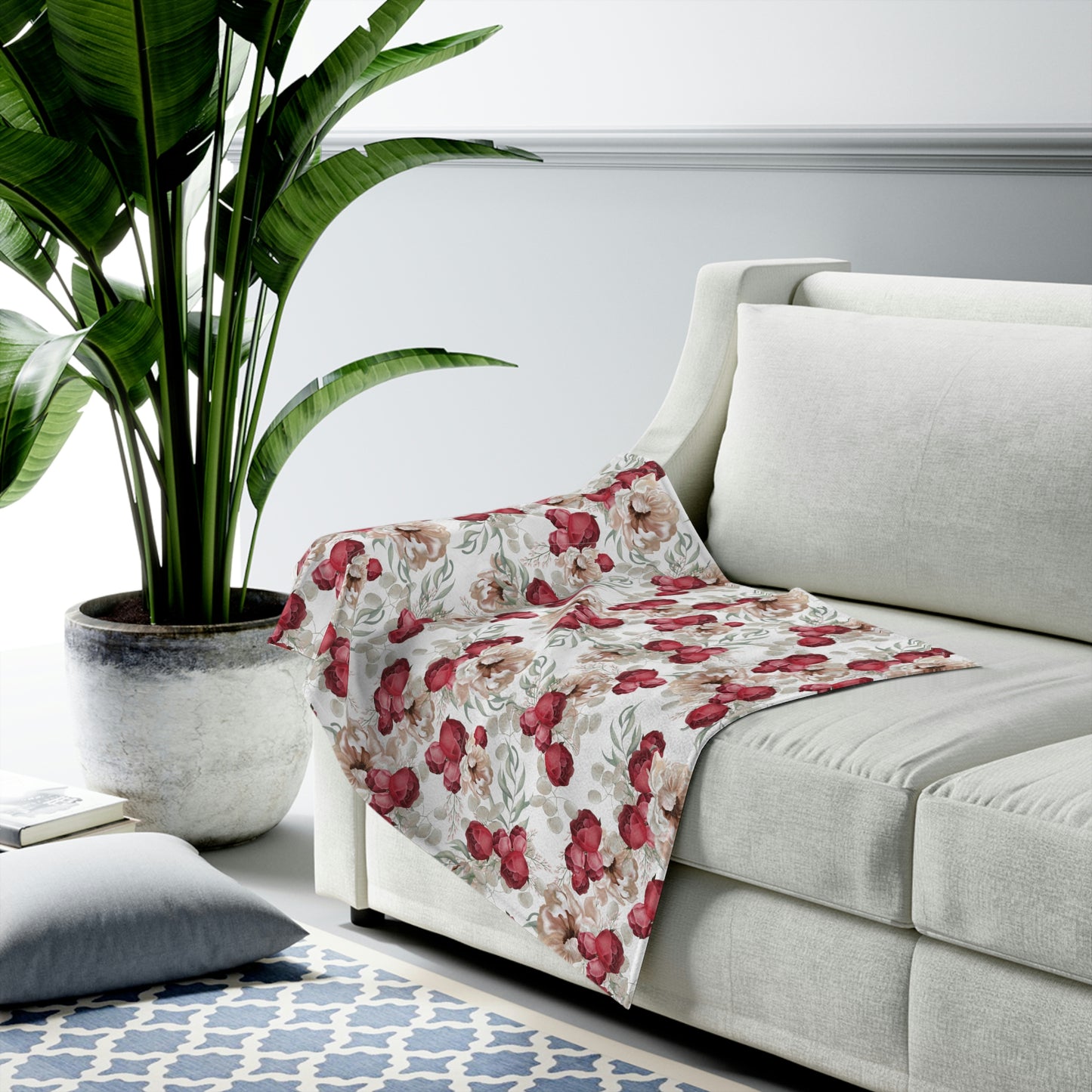 Velveteen Plush Blanket With a Red Floral Pattern